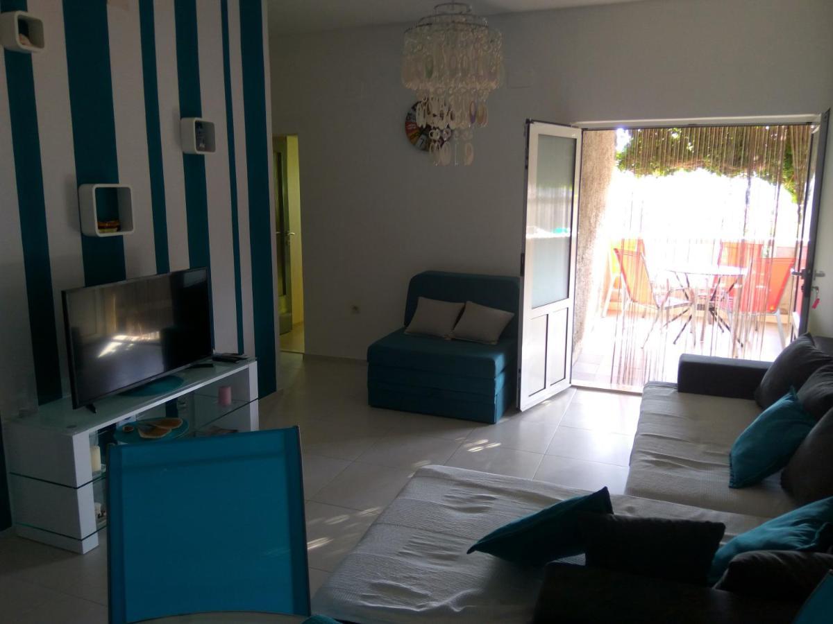 Apartment Tara Sumartin Luaran gambar