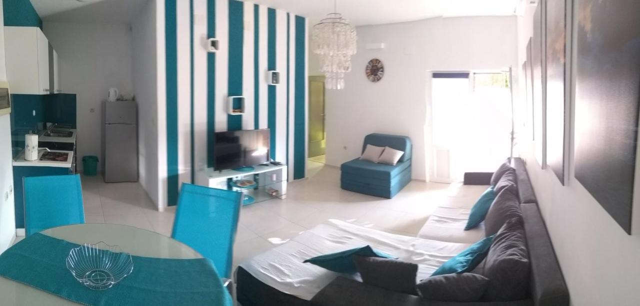 Apartment Tara Sumartin Luaran gambar